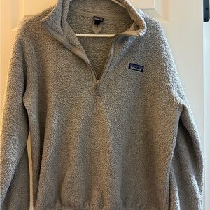 Patagonia Women's V-Neck Sweater in Gray